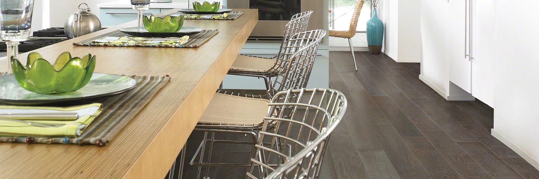 EXPERIENCE SERVICE<br> LIKE NEVER BEFORE